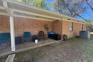 451 Pennington St, Lovelady, TX 75851 - Photo 23