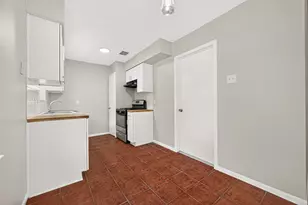 5319 Ridge Turn Dr, Houston, TX 77053 - Photo 13