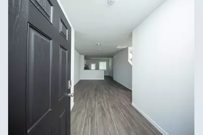8119 Burnt Orchid Drive, Houston, TX 77016 - Photo 3