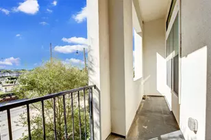 1222 W Dallas St, Houston, TX 77019 - Photo 27
