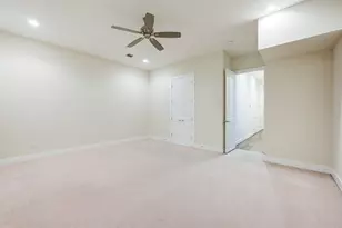 1222 W Dallas St, Houston, TX 77019 - Photo 37
