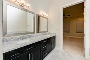 1222 W Dallas St, Houston, TX 77019 - Photo 41