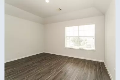 5571 Latta Plantation Drive, Katy, TX 77449 - Photo 7