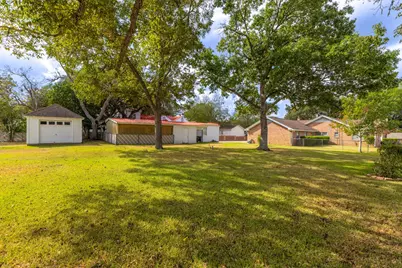 608 Bohlmann Avenue, Schulenburg, TX 78956 - Photo 39