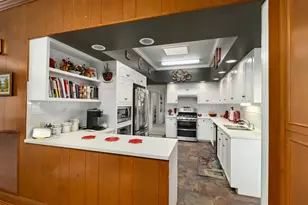 608 Bohlmann Ave, Schulenburg, TX 78956 - Photo 13