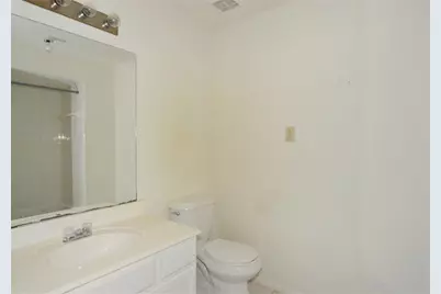 11514 Sagecreek Drive, Houston, TX 77089 - Photo 17
