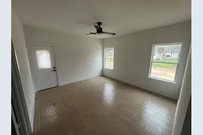 5710 Delmack Street #B, Houston, TX 77032 - Photo 7