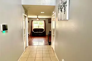 2522 Tracy Ln, Highlands, TX 77562 - Photo 5