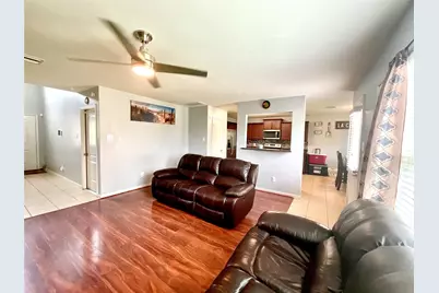 2522 Tracy Lane, Highlands, TX 77562 - Photo 11