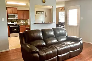 2522 Tracy Ln, Highlands, TX 77562 - Photo 9