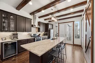 5733 Kiam St, Houston, TX 77007 - Photo 1