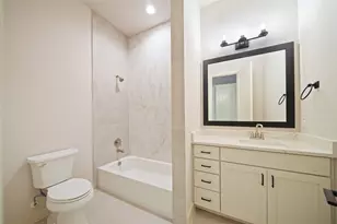 7407 Janak Dr, Houston, TX 77055 - Photo 31