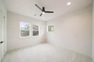 7407 Janak Dr, Houston, TX 77055 - Photo 29