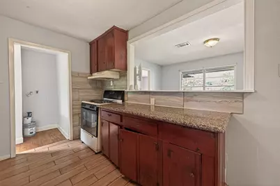 10506 Buffum Street, Houston, TX 77051 - Photo 9