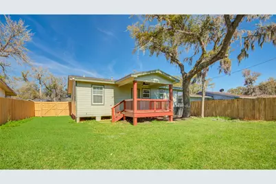 524 Magnolia Street, Lake Jackson, TX 77566 - Photo 25