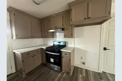 524 Magnolia Street, Lake Jackson, TX 77566 - Photo 5