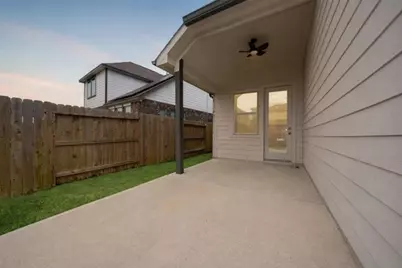 150 Solana Point Drive, Katy, TX 77493 - Photo 37