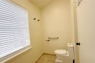 9809 Richmond Ave, Houston, TX 77042 - Photo 15