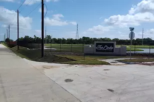 15414 Pinehurst Ln, Santa Fe, TX 77517 - Photo 1