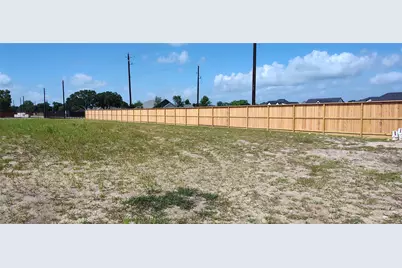 15414 Pinehurst Lane, Santa Fe, TX 77517 - Photo 5