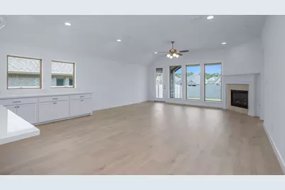 9035 Babbling Brook Drive, Montgomery, TX 77316 - Photo 5
