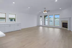 9035 Babbling Brk Dr, Montgomery, TX 77316 - Photo 5