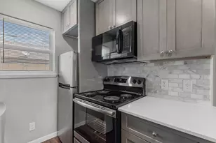 3025 Prospect St, Houston, TX 77004 - Photo 9