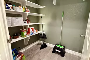 220 Brown St, West Columbia, TX 77486 - Photo 17