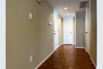 751 Bering Drive #B, Houston, TX 77057 - Photo 3