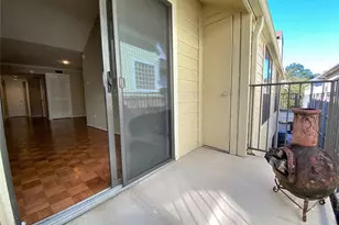 751 Bering Dr, Houston, TX 77057 - Photo 9
