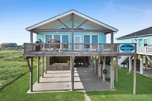 1387 Keith Ave, Gilchrist, TX 77617 - Photo 11