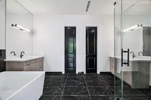 4710 Sharon St, Houston, TX 77020 - Photo 15