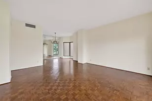 661 Bering Dr, Houston, TX 77057 - Photo 13