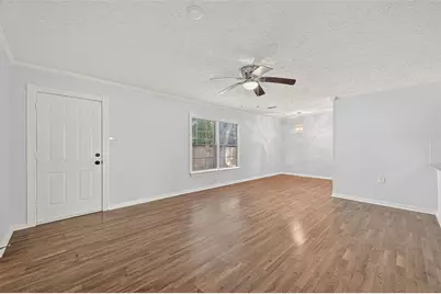 714 E Humble Street, Baytown, TX 77520 - Photo 9