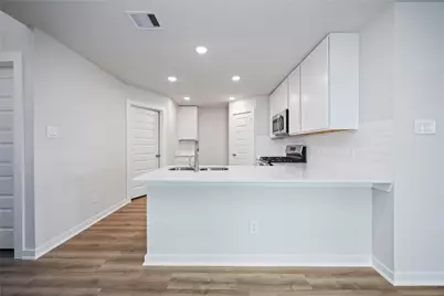 803 Clear Valley Lane, Dayton, TX 77535 - Photo 5
