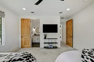 301 Flint Ridge Trail, Georgetown, TX 78628 - Photo 33