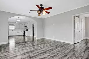 8005 Wiggins St, Houston, TX 77029 - Photo 5