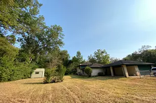 410 Cordell Dr, Crockett, TX 75835 - Photo 33