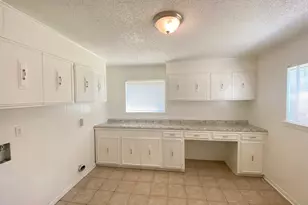 410 Cordell Dr, Crockett, TX 75835 - Photo 27