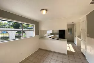 410 Cordell Dr, Crockett, TX 75835 - Photo 9