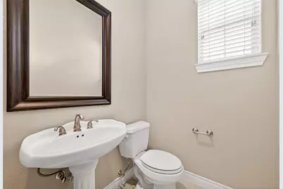 8810 Lakeshore Bend Drive, Houston, TX 77080 - Photo 25