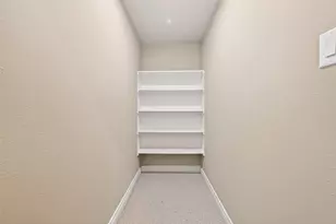 8810 Lakeshore Bend Dr, Houston, TX 77080 - Photo 11