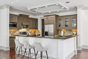 1325 Ashland St, Houston, TX 77008 - Photo 11