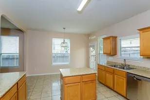 6119 Briscoe Leaf, San Antonio, TX 78253 - Photo 5