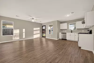16495 Jasmine Marie Place, Conroe, TX 77306 - Photo 9