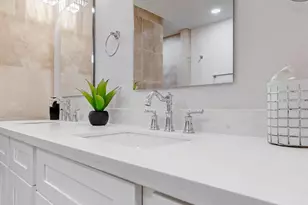 15706 Dunmoor Dr, Houston, TX 77059 - Photo 27