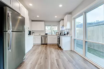 15706 Dunmoor Drive, Houston, TX 77059 - Photo 17