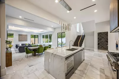 3307 Sackett Street, Houston, TX 77098 - Photo 9