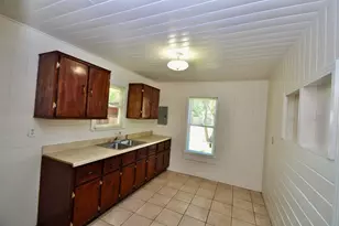1807 Bell St, Dayton, TX 77535 - Photo 5