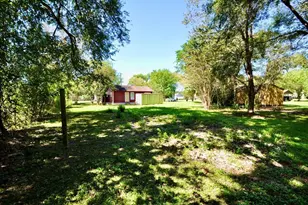 1807 Bell St, Dayton, TX 77535 - Photo 27